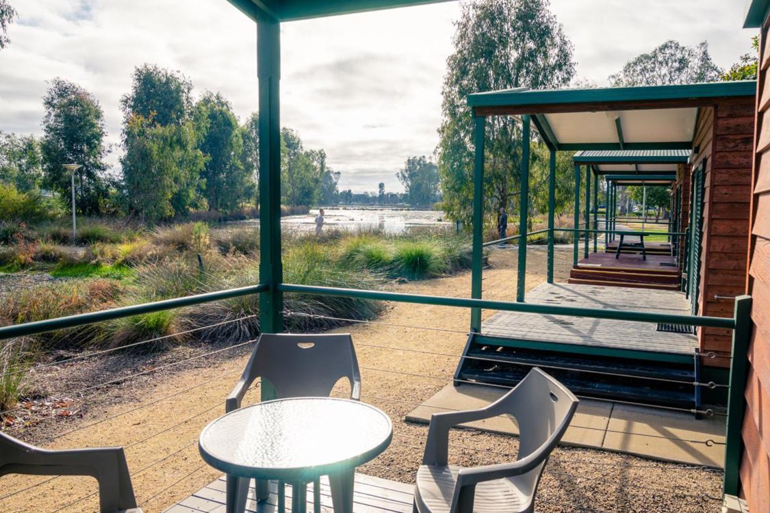 Victoria Lake Holiday Park Shepparton Exterior foto